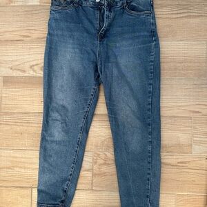 Boohoo Dark Blue Ankle Jeans